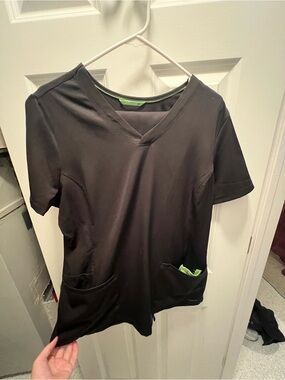 Healing Hands Black V-Neck Scrub Set